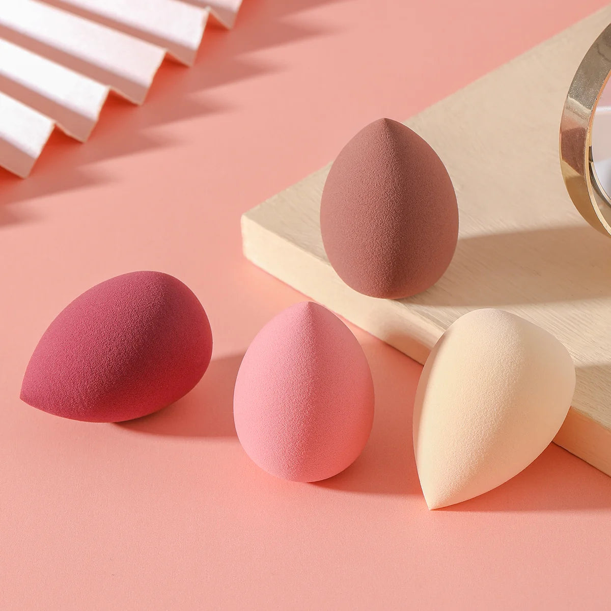 4 Pcs Beauty Egg Makeup Sponge Blenders Beauty Sponges Foundation Applicator